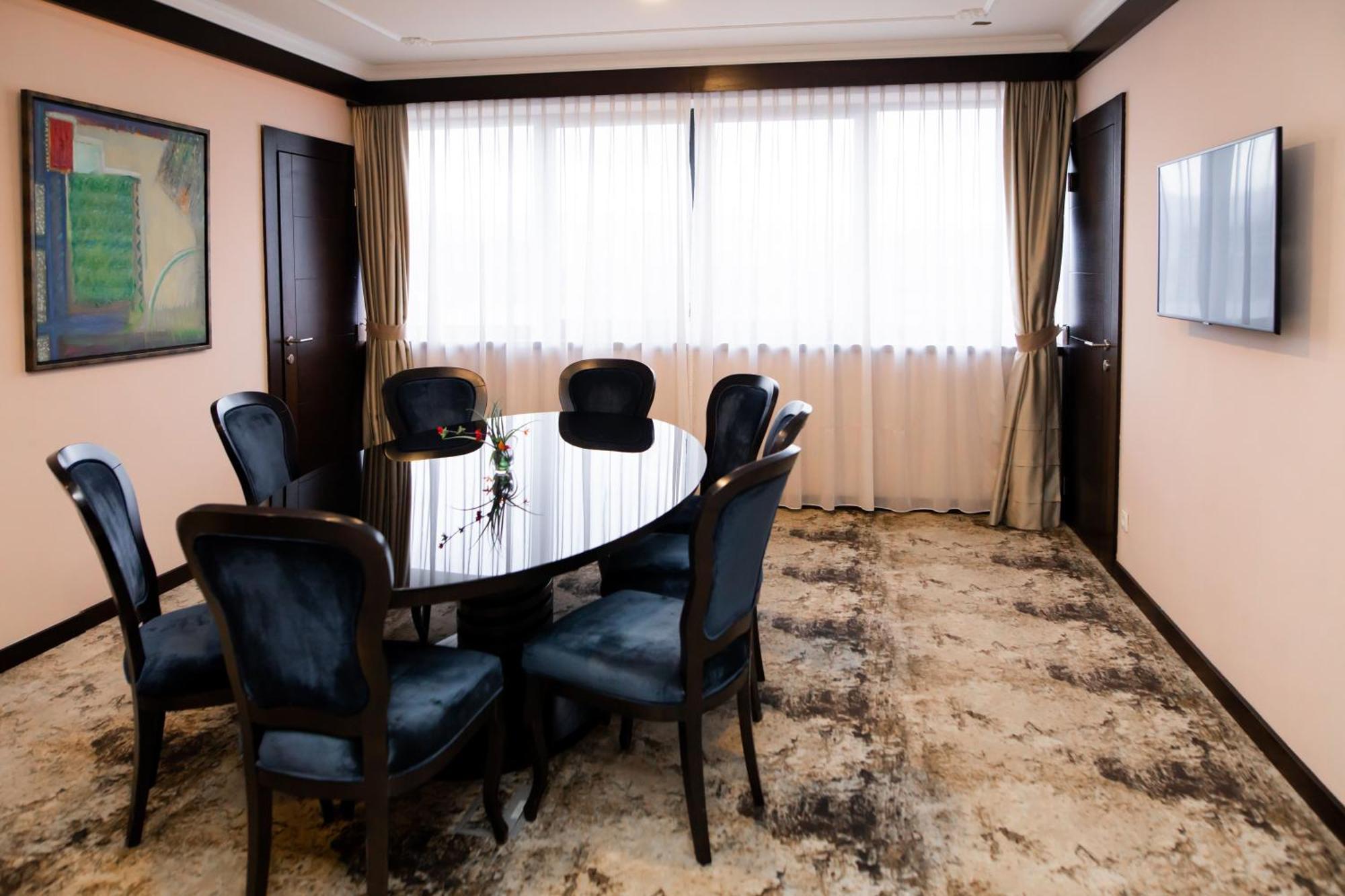 Malak Regency Hotel Ilidza Exterior photo Meeting room