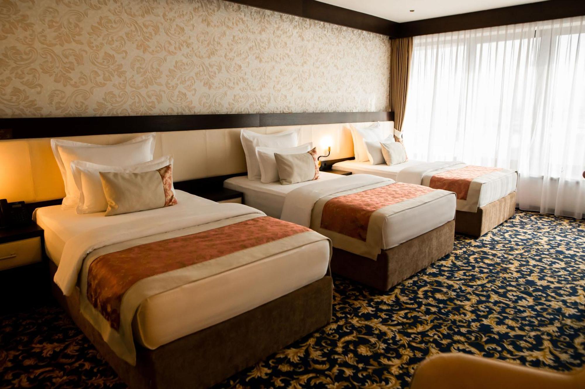 Malak Regency Hotel Ilidza Exterior photo Deluxe Family Room