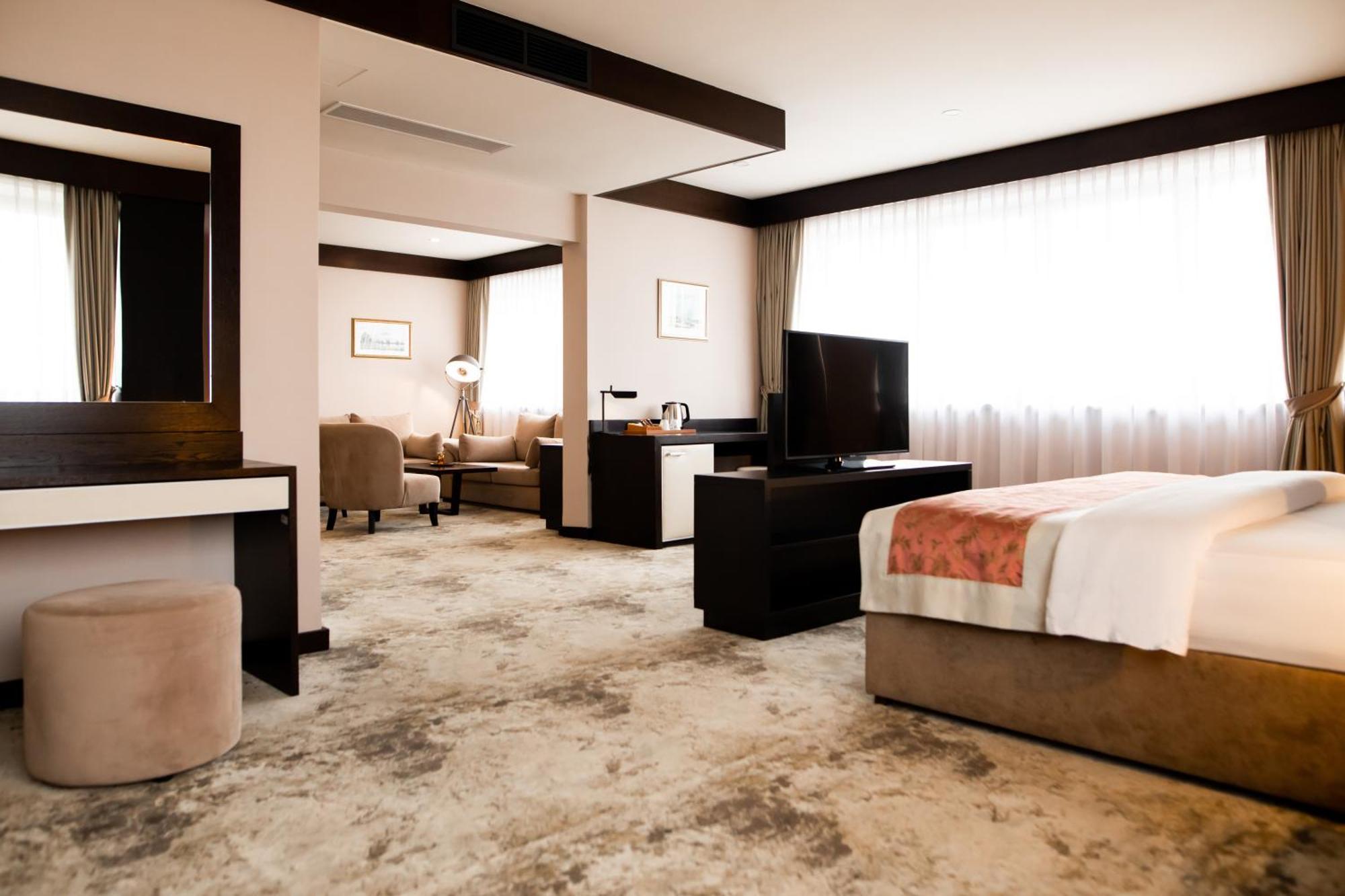 Malak Regency Hotel Ilidza Exterior photo A room at the hotel